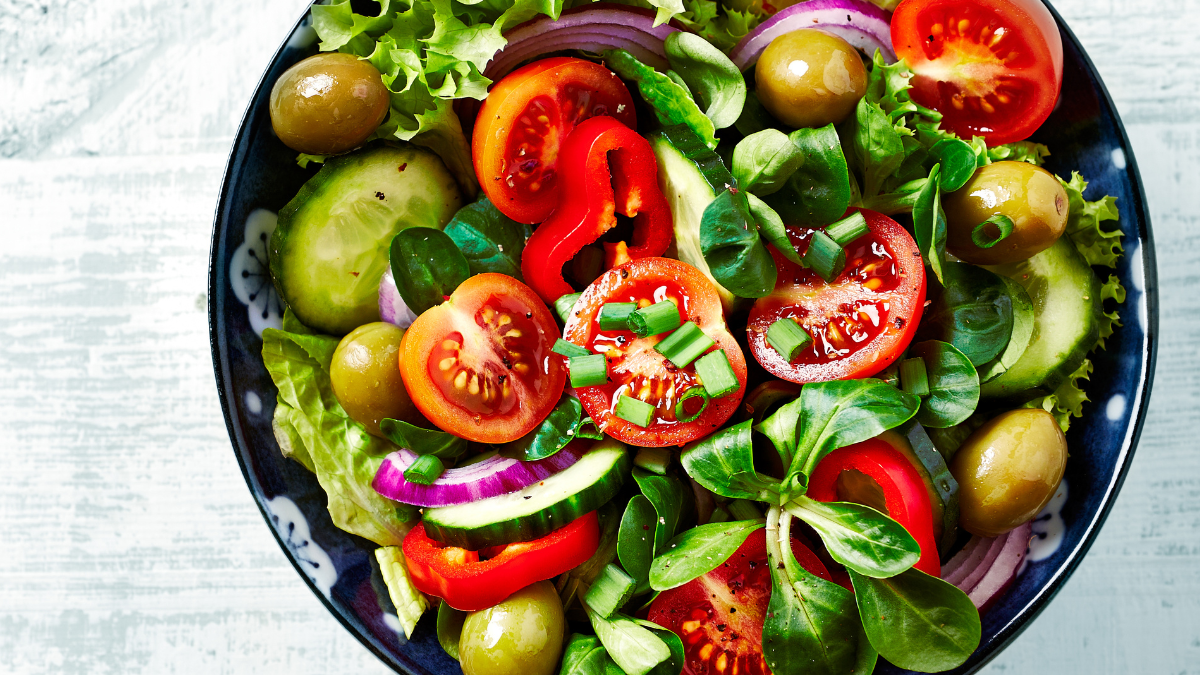 Ensalada de verano con oli del raig  